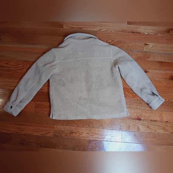 Native Youth Collar Button Down Teddy Bear Jacket - Picture 3 of 7